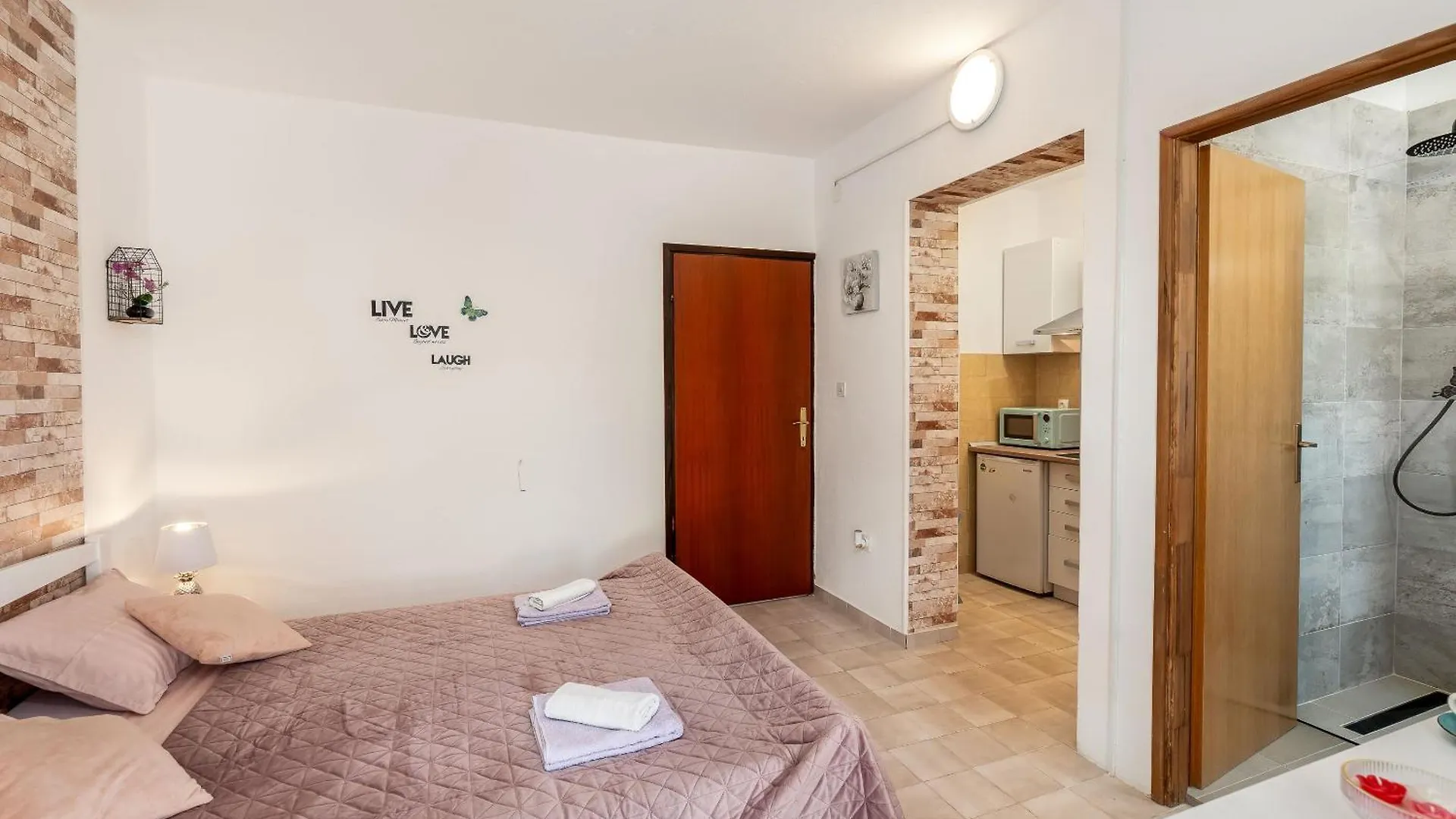 Apartment Don Dinjiška